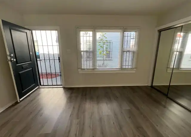 Property at 536 W 48th St Unit 542 1/2, Los Angeles, CA, 90037, 0 beds, 1 bath, [object Object]