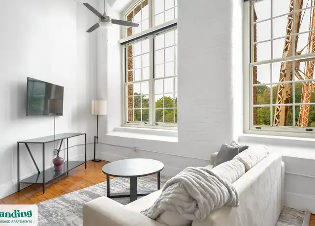 Property at 31 Victor St Unit 2131406461, Greenville, SC, 29609, 2 beds, 1 bath, [object Object]