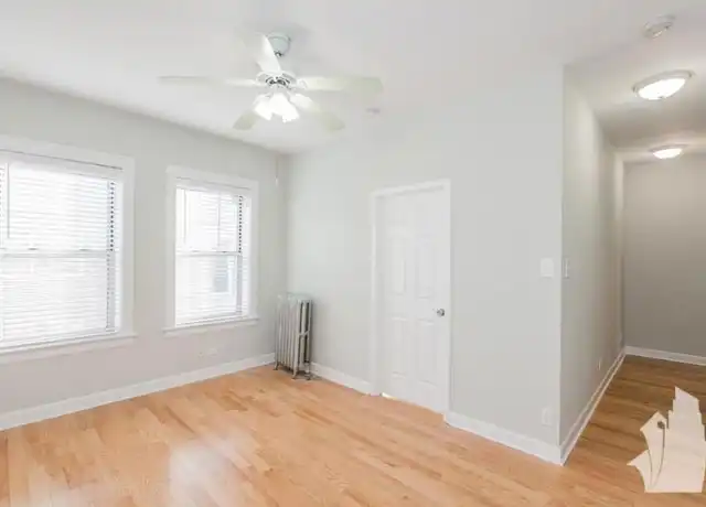 Property at 1916 W Winona St, Chicago, IL, 60640, 2 beds, 1 bath, [object Object]