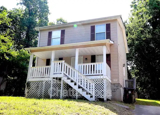 Property at 712 East Ave, Chattanooga, TN, 37411, 4 beds, 2 baths, [object Object]