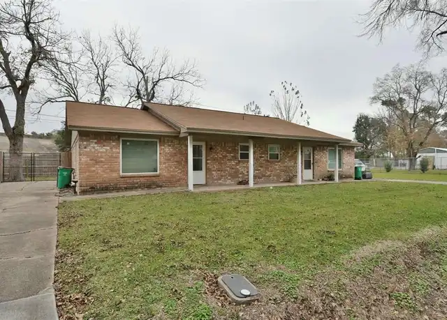 Property at 904 Mabry Rd, Baytown, TX, 77520, 2 beds, 1 bath, [object Object]