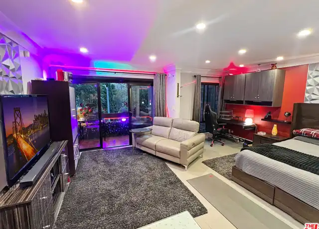 Property at 950 N Kings Rd #268, West Hollywood, CA, 90069, 0 beds, 1 bath, [object Object]