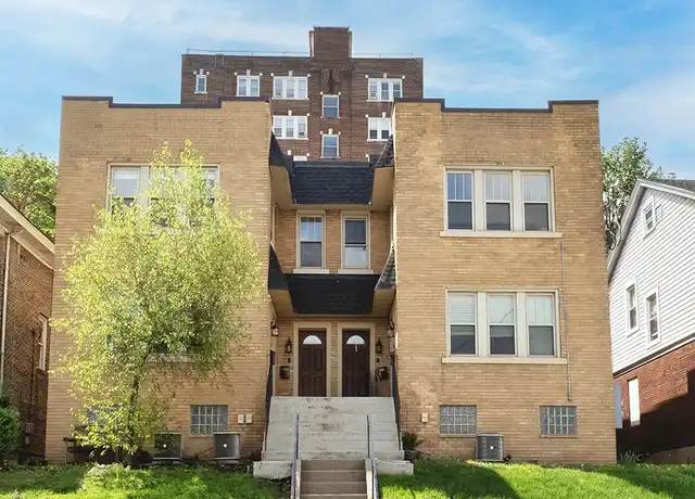 Property at 105 Shady Dr W Unit 4, Pittsburgh, PA, 15228, 2 beds, 1 bath, [object Object]