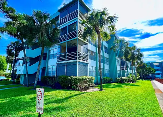 Property at 2741 Taft St #401, Hollywood, FL, 33020, 1 bed, 1.5 baths, [object Object]