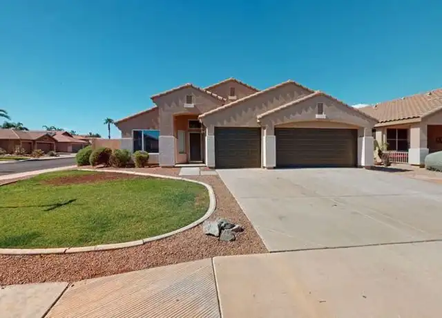 Property at 3830 E Kroll Dr, Gilbert, AZ, 85234, 4 beds, 2 baths, [object Object]