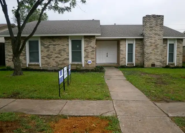 Property at 7309 Oakstone Dr, Dallas, TX, 75249, 3 beds, 2 baths, [object Object]
