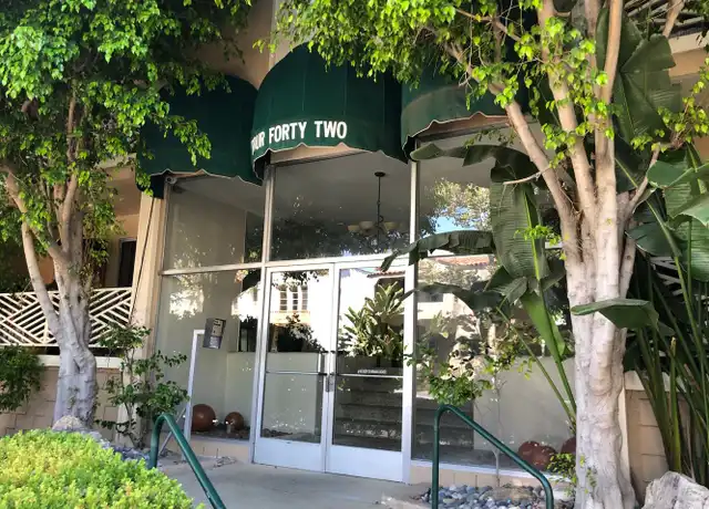 Property at 442 Rexford Dr Unit 103, Beverly Hills, CA, 90212, 1 bed, 1 bath, [object Object]