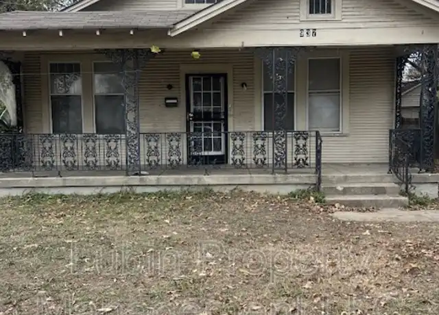 Property at 937 E Parkway S, Memphis, TN, 38104, 3 beds, 2 baths, [object Object]