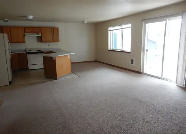 Property at 540 NW 2nd St Unit 08, Prineville, OR, 97754, 2 beds, 2 baths, [object Object]