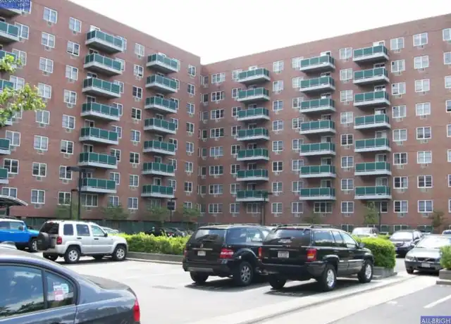 Property at 185 Freeman St Unit 941, Brookline, MA, 02446, 3 beds, 1.5 baths, [object Object]
