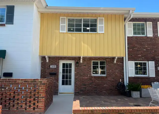 Property at 705 W Venice Ave Unit 705B, Venice, FL, 34285, 2 beds, 2.5 baths, [object Object]