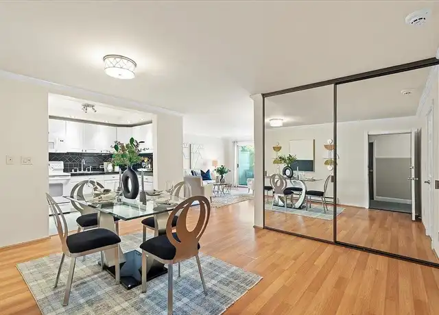 Property at 1031 Crestview Dr #312, Mountain View, CA, 94040, 1 bed, 1 bath, [object Object]