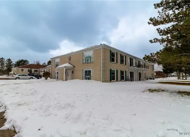 Property at 11 Robert Dr, Lancaster, NY, 14086, 2 beds, 1 bath, [object Object]