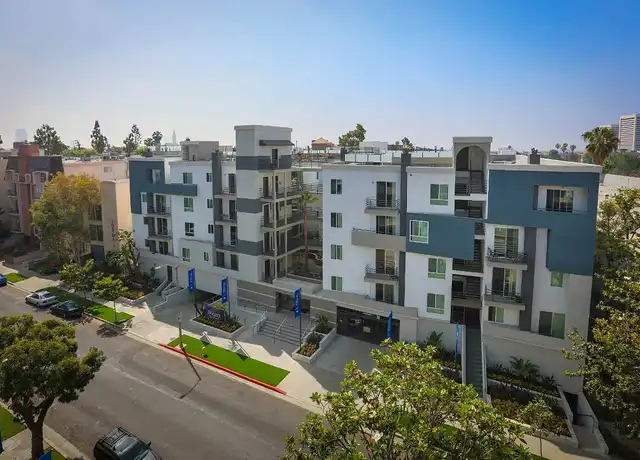 Property at The Plaza Apartments - 10983 Wellworth Ave, Los Angeles, CA, 90024, 1-2 bed, 1-2 bath, [object Object]