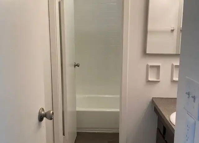 Property at 240 Grovewood Pl Unit 320 A, Beech Grove, IN, 46107, 2 beds, 1 bath, [object Object]