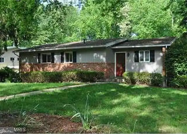 Property at 8725 Susanna Ln, Chevy Chase, MD, 20815, 5 beds, 3 baths, [object Object]