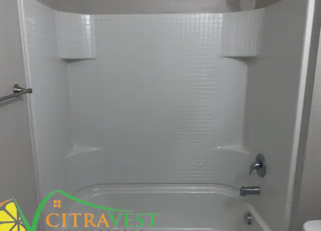 Property at 936 Summer Glen Dr, Winter Haven, FL, 33880, 3 beds, 2 baths, [object Object]