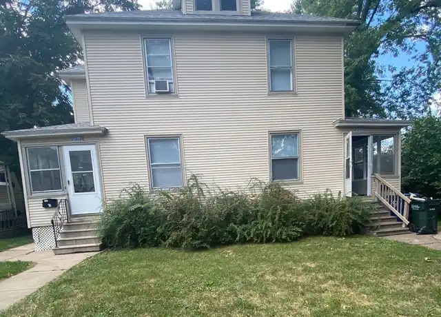 Property at 2012 Leclaire St Unit 2014, Davenport, IA, 52803, 2 beds, 1 bath, [object Object]