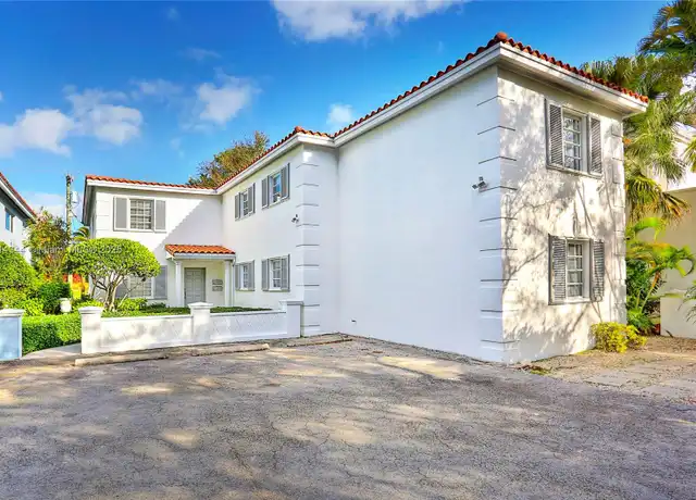 Property at 1175 Campo Sano Ave Unit 1175, Coral Gables, FL, 33146, 3 beds, 2 baths, [object Object]
