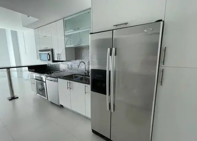 Property at 60 SW 13th St #2606, Miami, FL, 33130, 1 bed, 1.5 baths, [object Object]