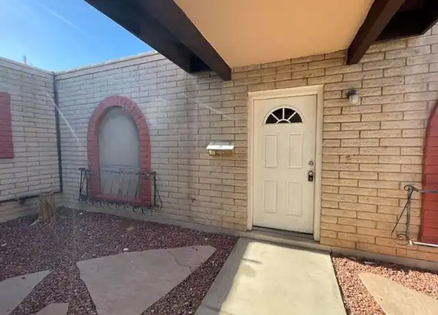 Property at 1150 N Wedgewood Cir Unit B, Mesa, AZ, 85203, 2 beds, 1 bath, [object Object]