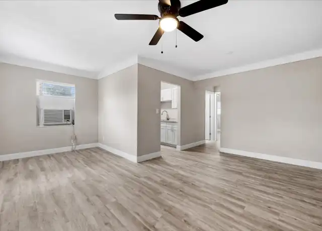 Property at 1712 28th St N, St Petersburg, FL, 33713, 1 bed, 1 bath, [object Object]