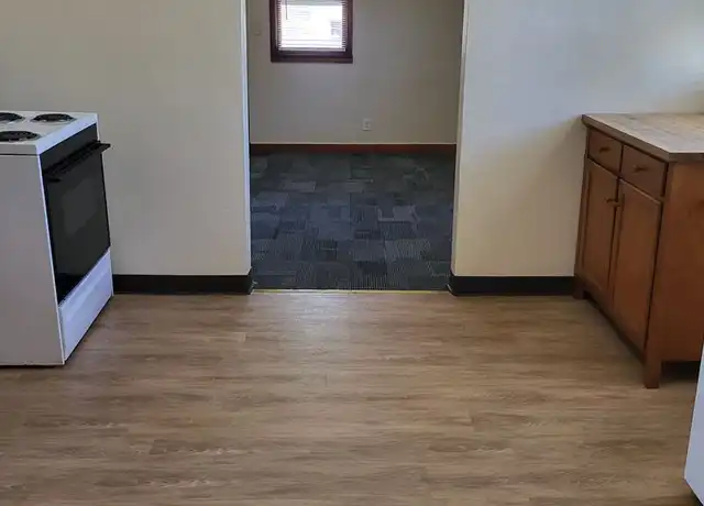 Property at 1226 Berner St Unit B, Green Bay, WI, 54302, 2 beds, 1 bath, [object Object]