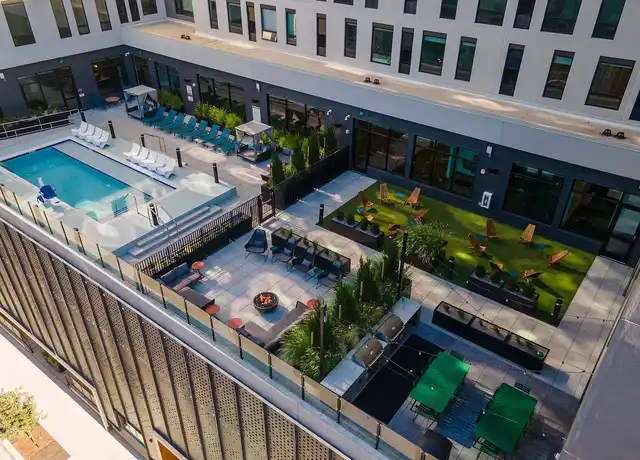 Property at Windsor 3000 Huron - 3000 Huron St, Denver, CO, 80202, 1 bed, 1 bath, [object Object]