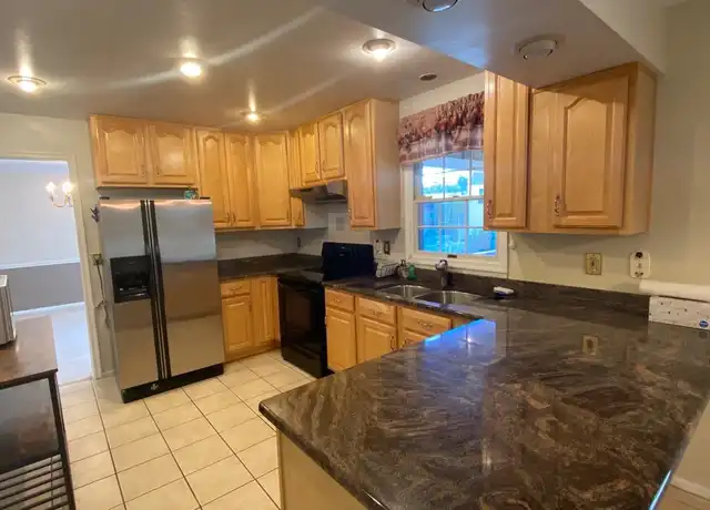 Property at 10209 Sand Trap Ct, Ellicott City, MD, 21042, 4 beds, 3.5 baths, [object Object]