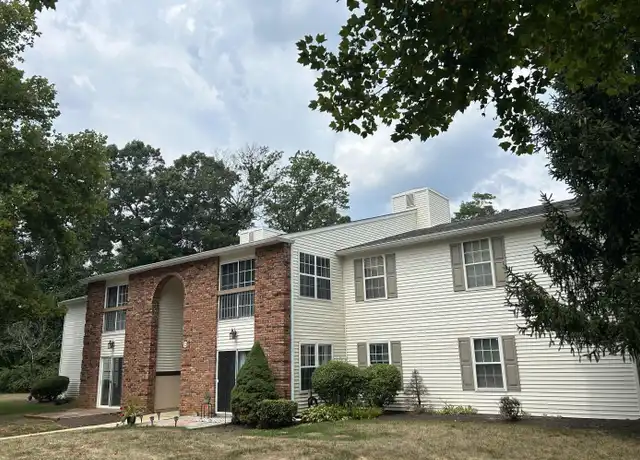 Property at 8-1 Seattle Ct, Freehold, NJ, 07728, 2 beds, 1.5 baths, [object Object]