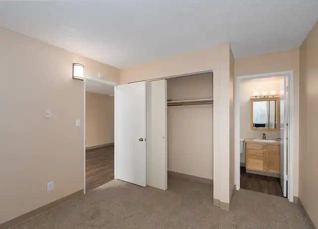 Property at Altura Apartments - 930 N Washington St, Spokane, WA, 99201, 1-2 bed, 1 bath, [object Object]