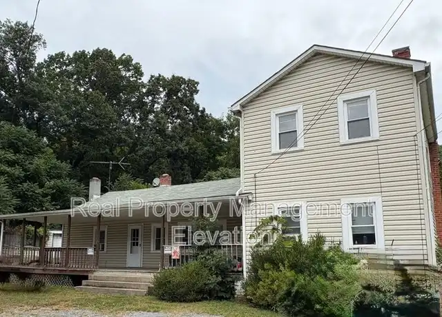 Property at 386 Round Hill Rd Unit 1, Winchester, VA, 22602, 2 beds, 1 bath, [object Object]