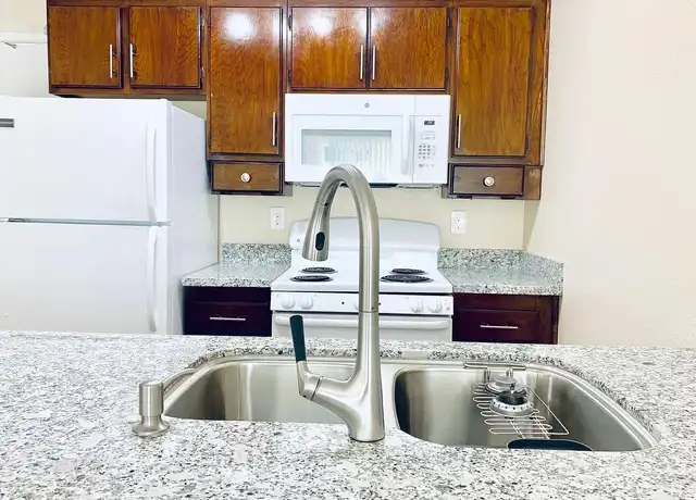 Property at Del Dayo - 5200 Arden Way, Carmichael, CA, 95608, 1 bed, 1 bath, [object Object]