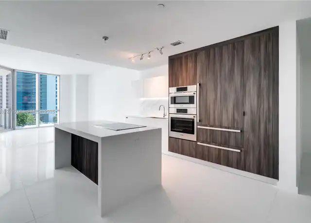 Property at 851 NE 1st Ave #1505, Miami, FL, 33132, 1 bed, 2 baths, [object Object]