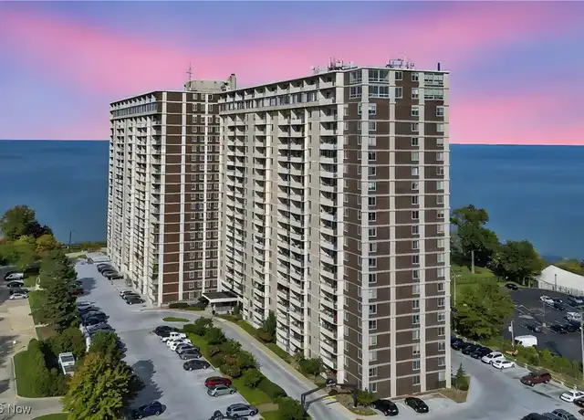 Property at 12900 Lake Ave #828, Lakewood, OH, 44107, 1 bed, 1 bath, [object Object]