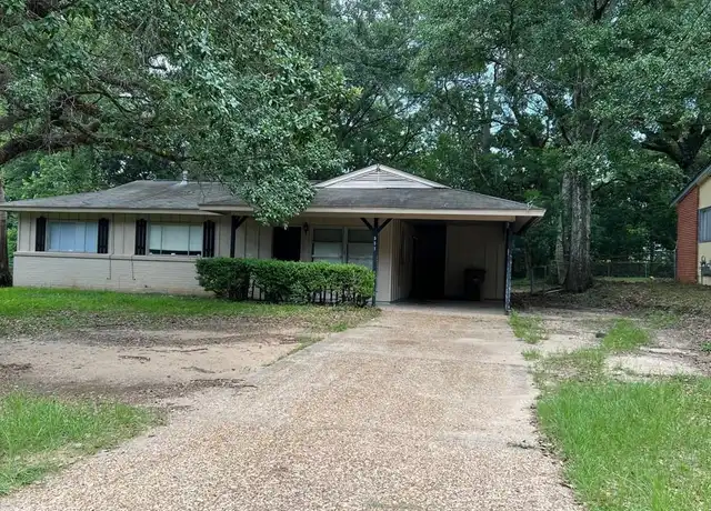 Property at 557 Shalimar Rd, Mobile, AL, 36609, 4 beds, 1 bath, [object Object]