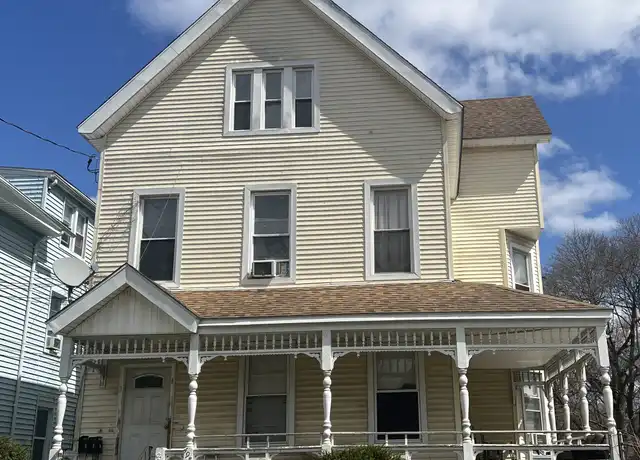 Property at 495 Dixwell Ave, New Haven, CT, 06511, 3 beds, 1 bath, [object Object]