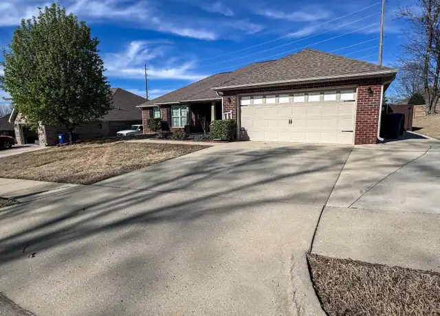 Property at 2805 Slate Dr SW, Huntsville, AL, 35803, 4 beds, 2 baths, [object Object]