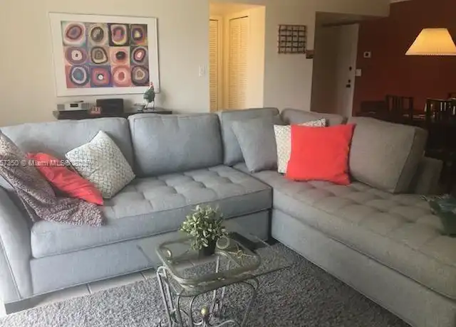 Property at 625 Biltmore Way #405, Coral Gables, FL, 33134, 2 beds, 2 baths, [object Object]