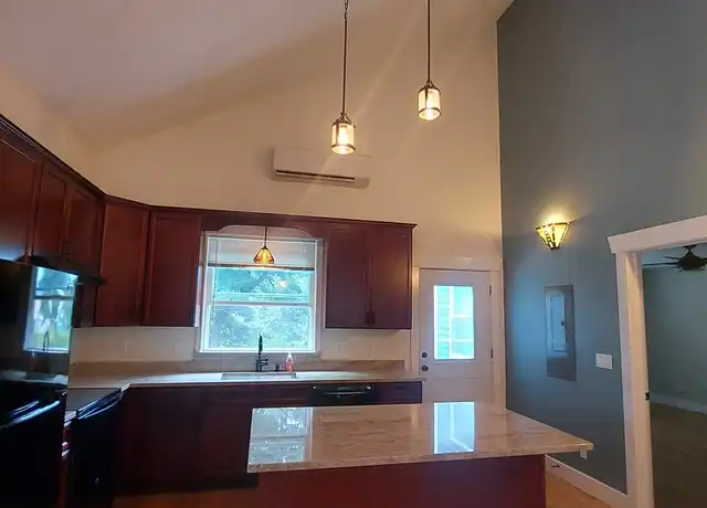 Property at 35 Thompson St, Milford, CT, 06460, 2 beds, 2 baths, [object Object]