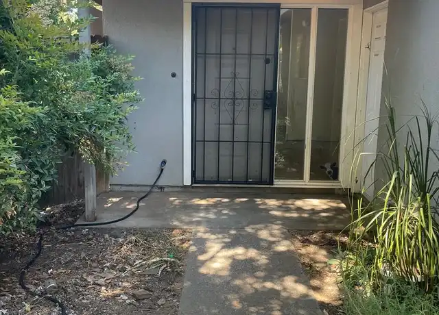 Property at 3 Mefford Way Unit B, Chico, CA, 95973, 3 beds, 1 bath, [object Object]
