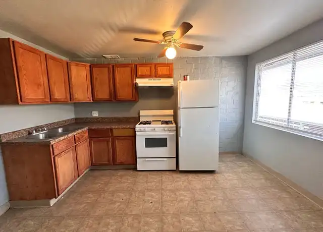 Property at 1200 Coal Ave SW Unit 8, Albuquerque, NM, 87102, 1 bed, 1 bath, [object Object]