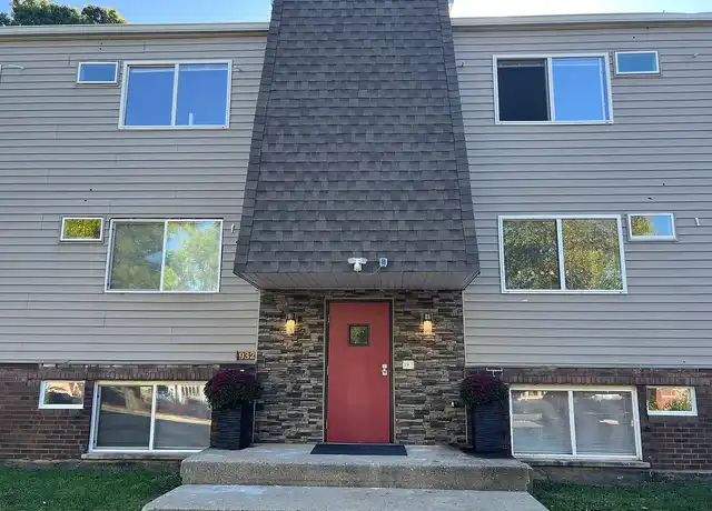 Property at Chateau 932-938 - 932 Chateau Ave, Cincinnati, OH, 45204, 1 bed, 1 bath, [object Object]