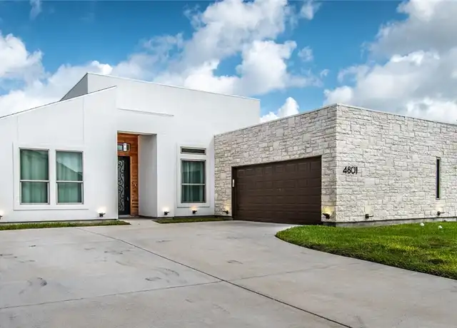 Property at 4801 Del Paseo St, Corpus Christi, TX, 78411, 3 beds, 2 baths, [object Object]