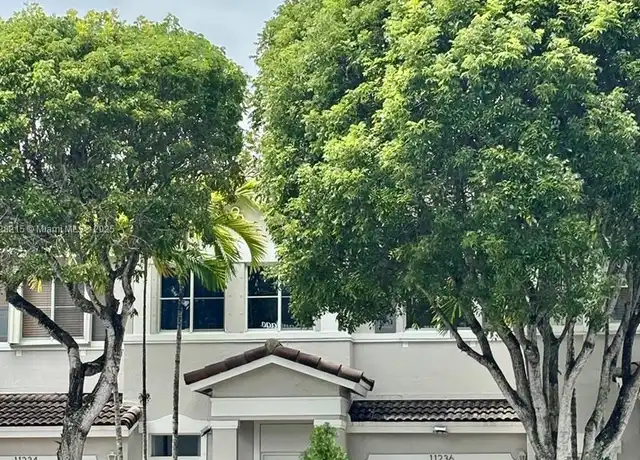 Property at 11236 NW 56th St, Doral, FL, 33178, 3 beds, 2.5 baths, [object Object]
