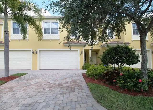 Property at 1370 Mariposa Cir #104, Naples, FL, 34105, 3 beds, 2.5 baths, [object Object]