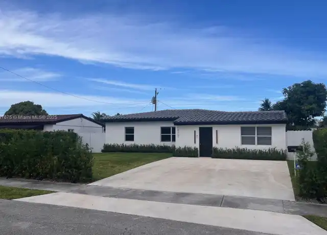 Property at 18361 NE 20th Pl Unit 18361, North Miami Beach, FL, 33179, 5 beds, 4 baths, [object Object]