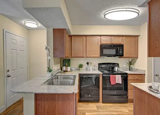 Property at Motif - 2529 W Cactus Rd, Phoenix, AZ, 85029, 1-3 bed, 1-2 bath, [object Object]