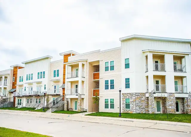 Property at Bauer Farms Apartments & Townhomes - 4541 Bauer Farm Dr, Lawrence, KS, 66049, 2 beds, 2 baths, [object Object]