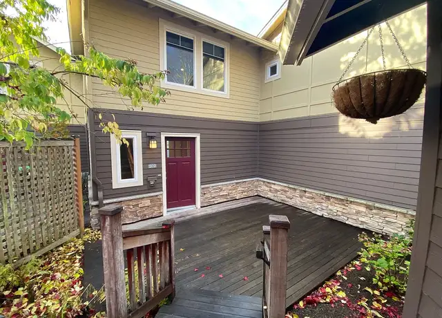 Photo of 14625 NE 145th St, Woodinville, WA 98072